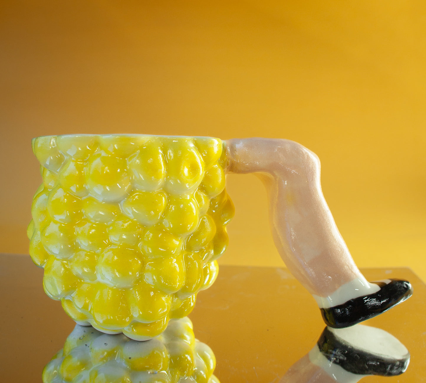 BlackBerry Leg Mug