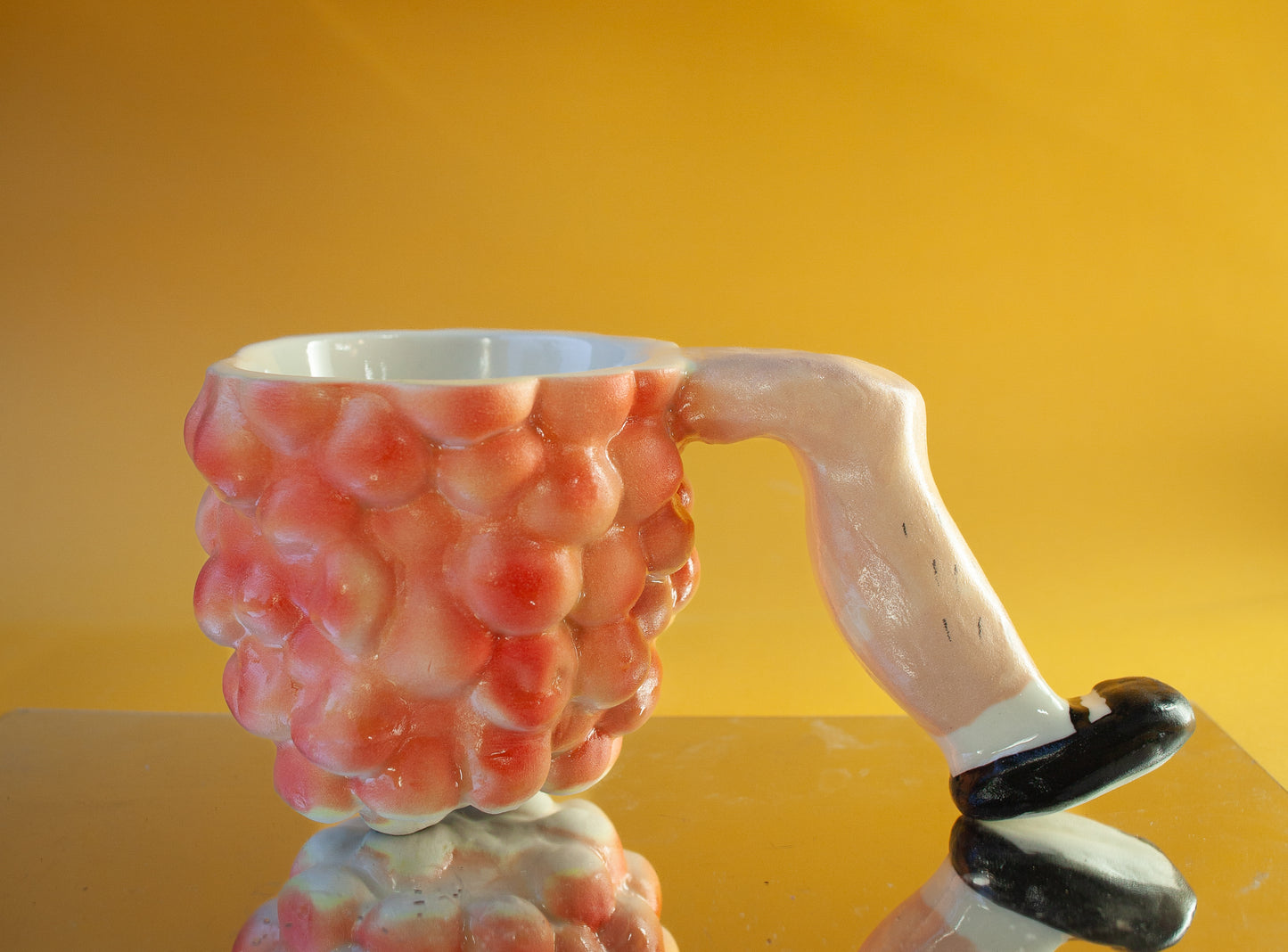BlackBerry Leg Mug