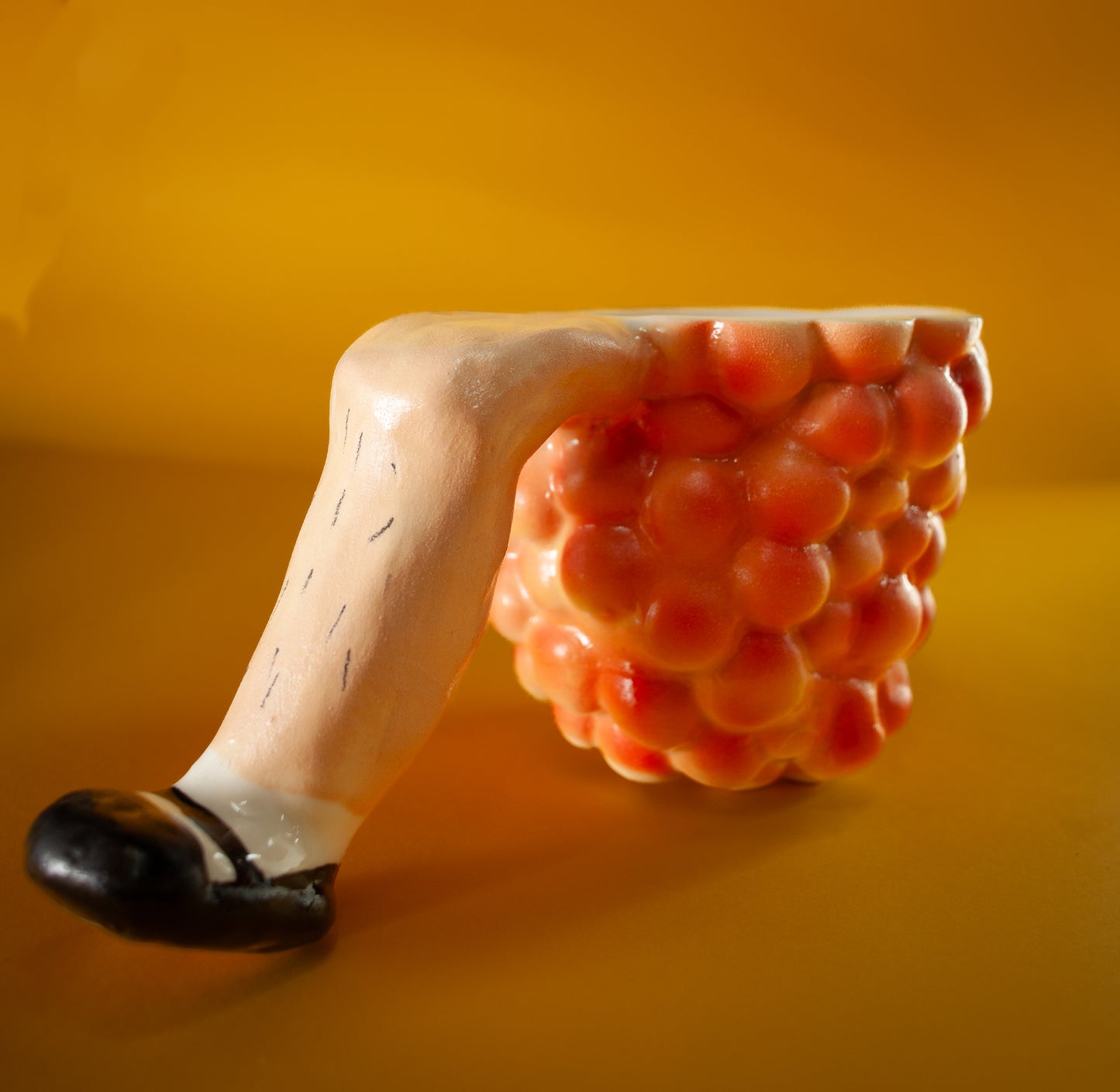 BlackBerry Leg Mug