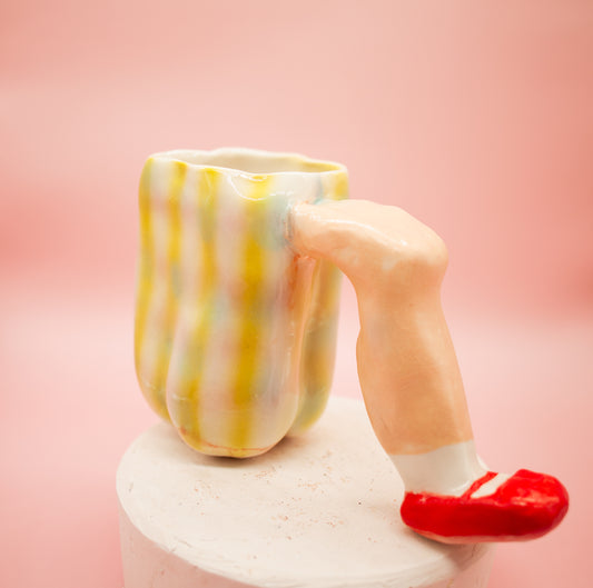 Capsicum Mug With Leg Handle
