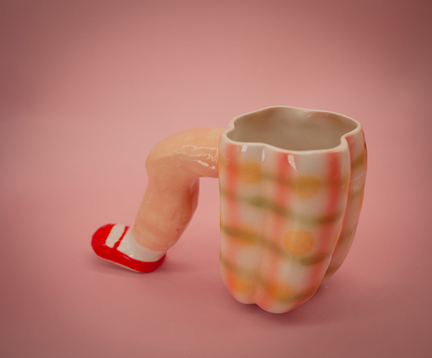 Capsicum Mug With Leg Handle
