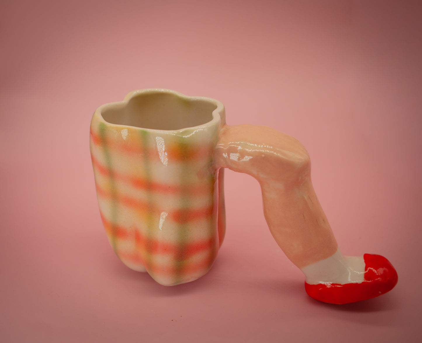 Capsicum Mug With Leg Handle